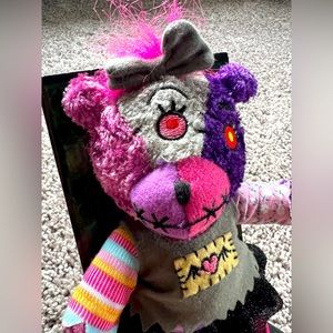 Teddy Scares Mazey Podge